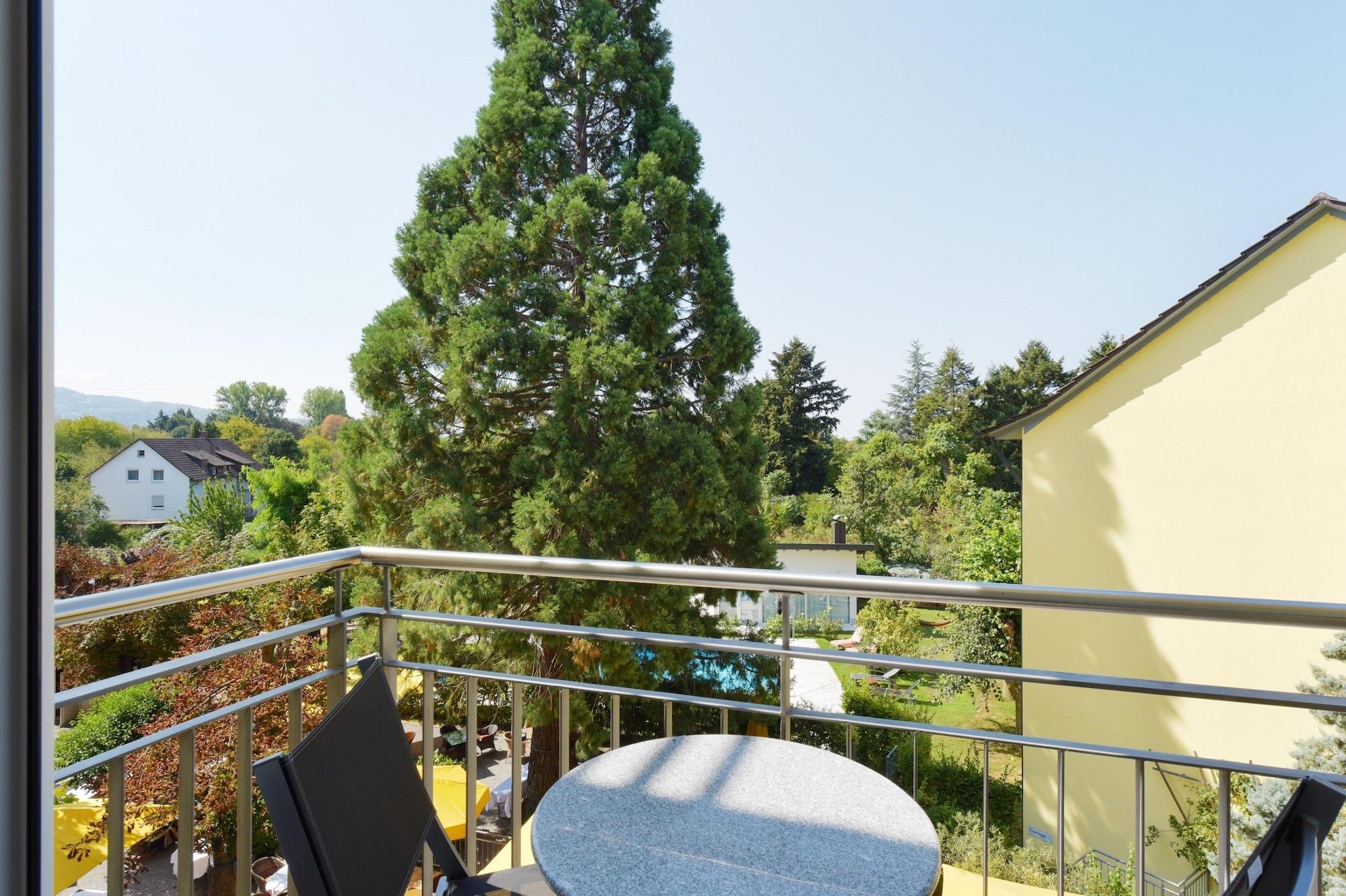 Hotel Hirschen In Freiburg-Lehen エクステリア 写真