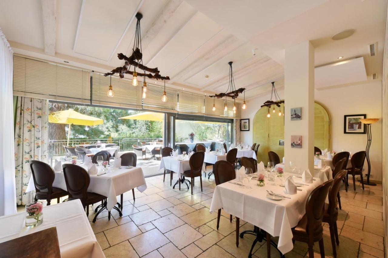 Hotel Hirschen In Freiburg-Lehen エクステリア 写真